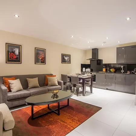 Mansio Suites The Headrow Leeds  Exterior photo